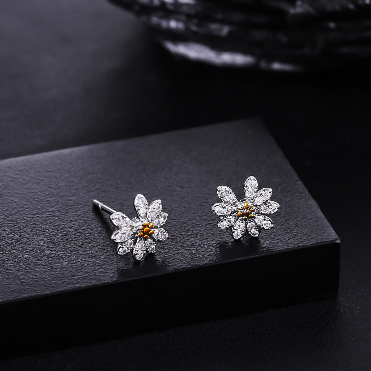 Wholesale Copper Electroplated Small Earrings,  Versatile Unisex Trendy Fashion Accessory