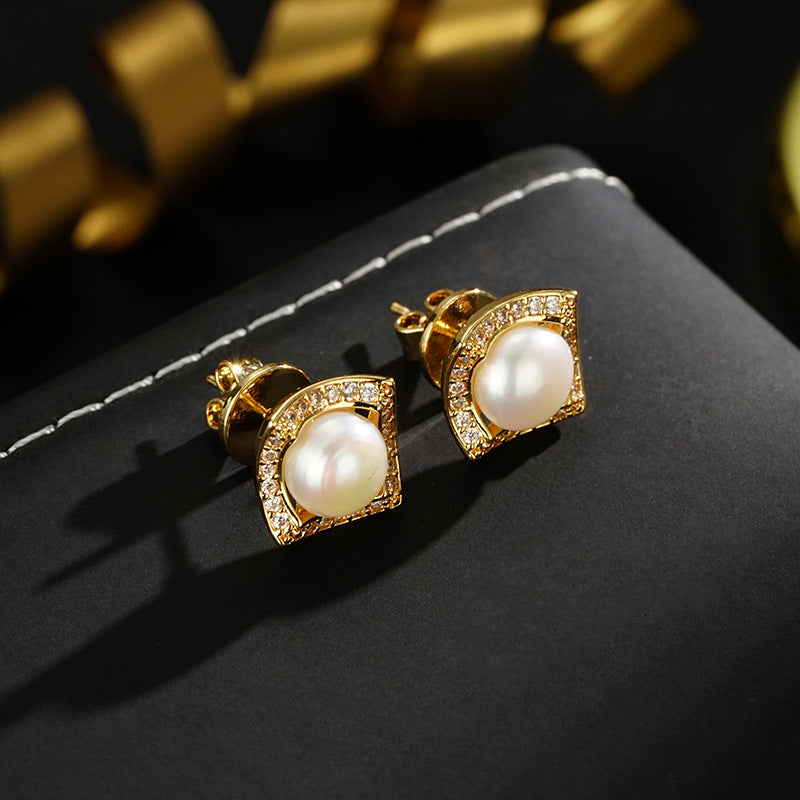 Wholesale  water pearl earrings with diamonds high-end earrings
