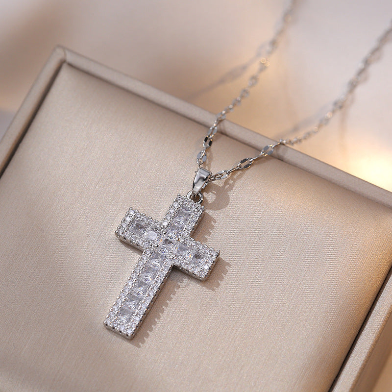 Wholesale Stylish Copper Zircon Cross Pendant Necklace Gold White Color Women S Fashion Accessory Boutique Gift