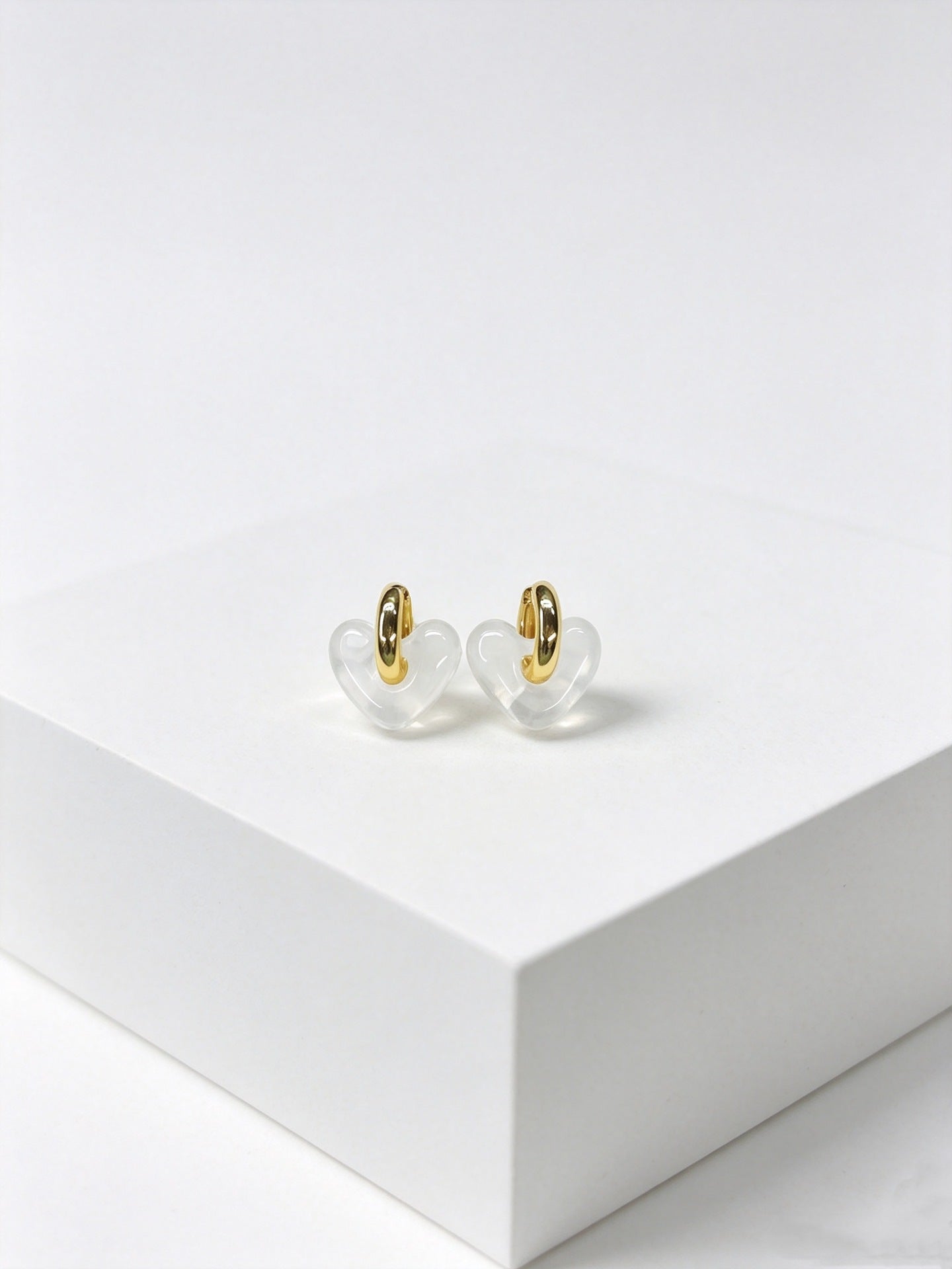 Wholesale Korean Style Acrylic Heart Earrings And Ear Cuffs For Women Trendy Party Jewelry Accessory