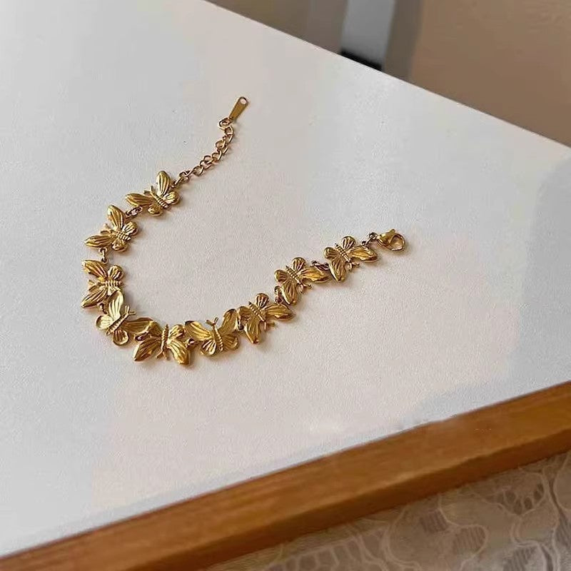 Wholesale Metal Texture Butterfly Bracelet Vintage Heavy Gold Butterfly Bracelets ACC-BT-Miaosi006
