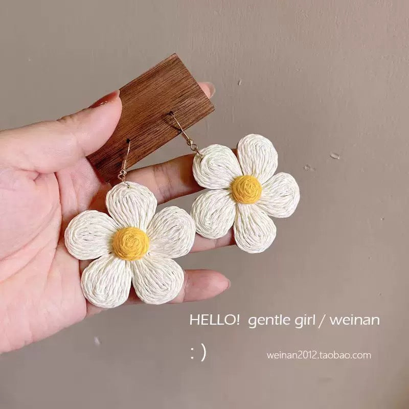 Wholesale  Fashion Sunflower Earrings