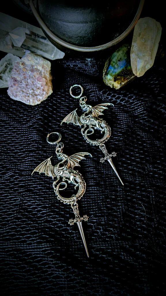 Wholesale European American Style Heart and Dagger Earrings Alloy Electroplated Fashion Accessory