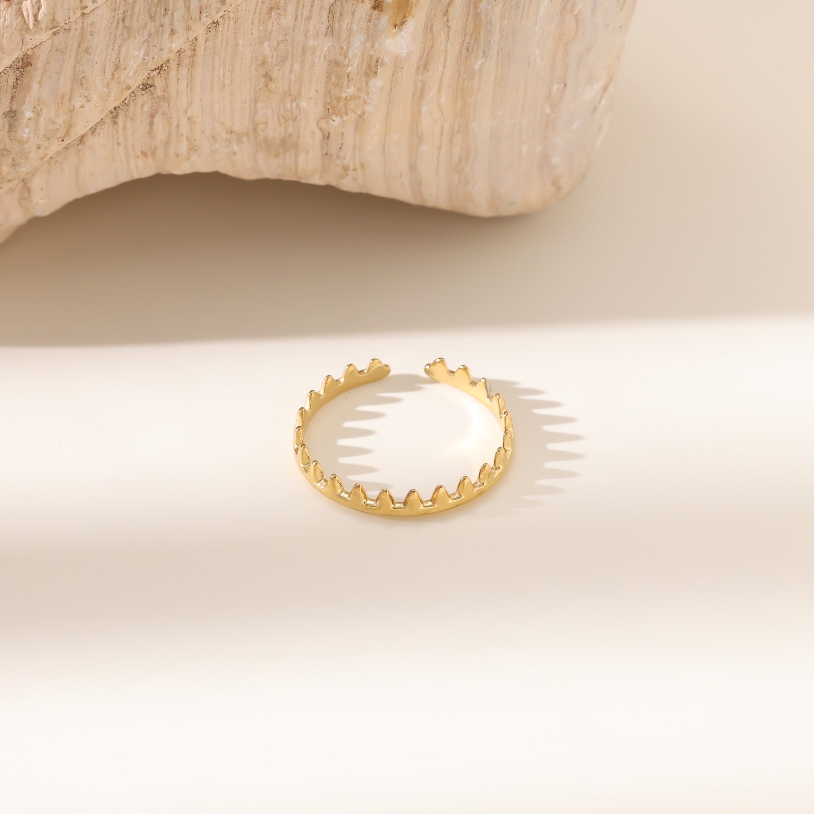 Wholesale Stainless steel gold-plated adjustable starfish flower ring