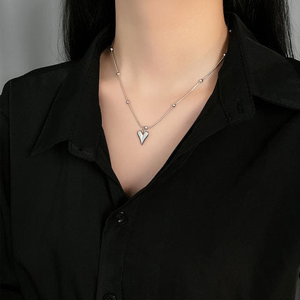 Wholesale snake bone chain heart necklace