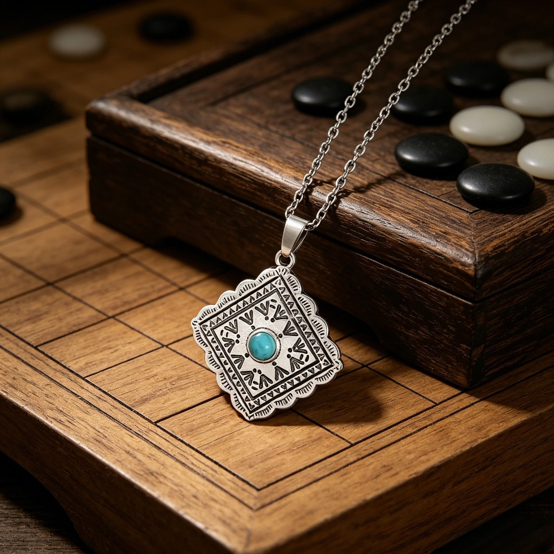 Wholesale Retro Bohemian Turquoise Geometric Necklace Silver Alloy Chain With Electroplated Pendant Fashion Accessory For Resale