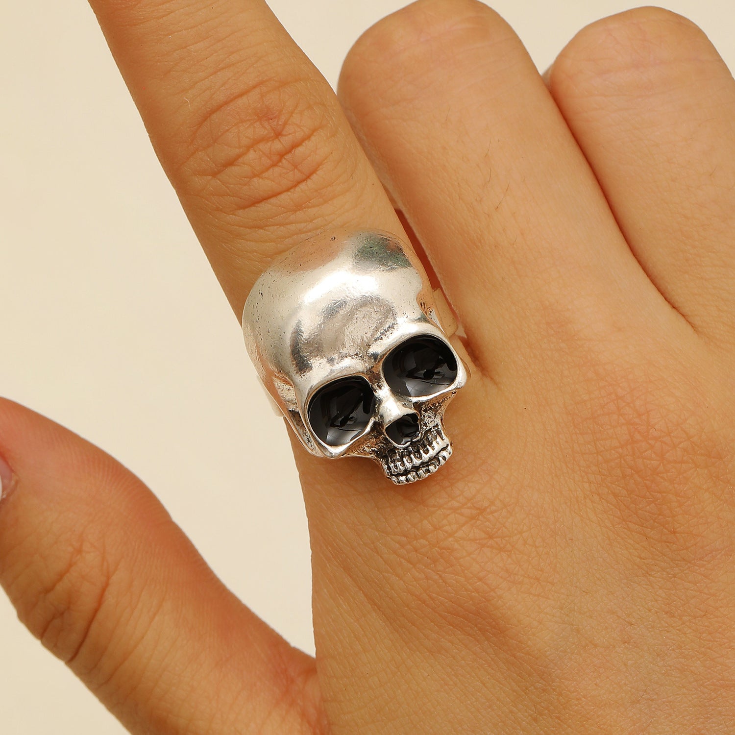 Wholesale Ancient Silver Gothic Skull Ring  Pirate Unisex Ring Fashion Jewelry Accessory