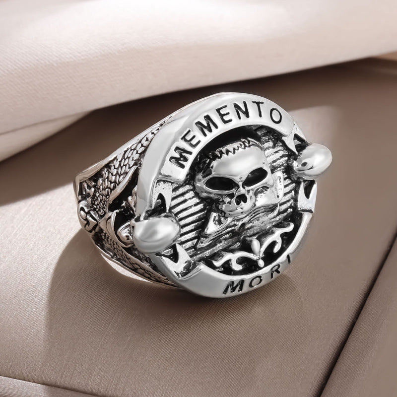 Wholesale Retro Alloy Skull Men' s Ring