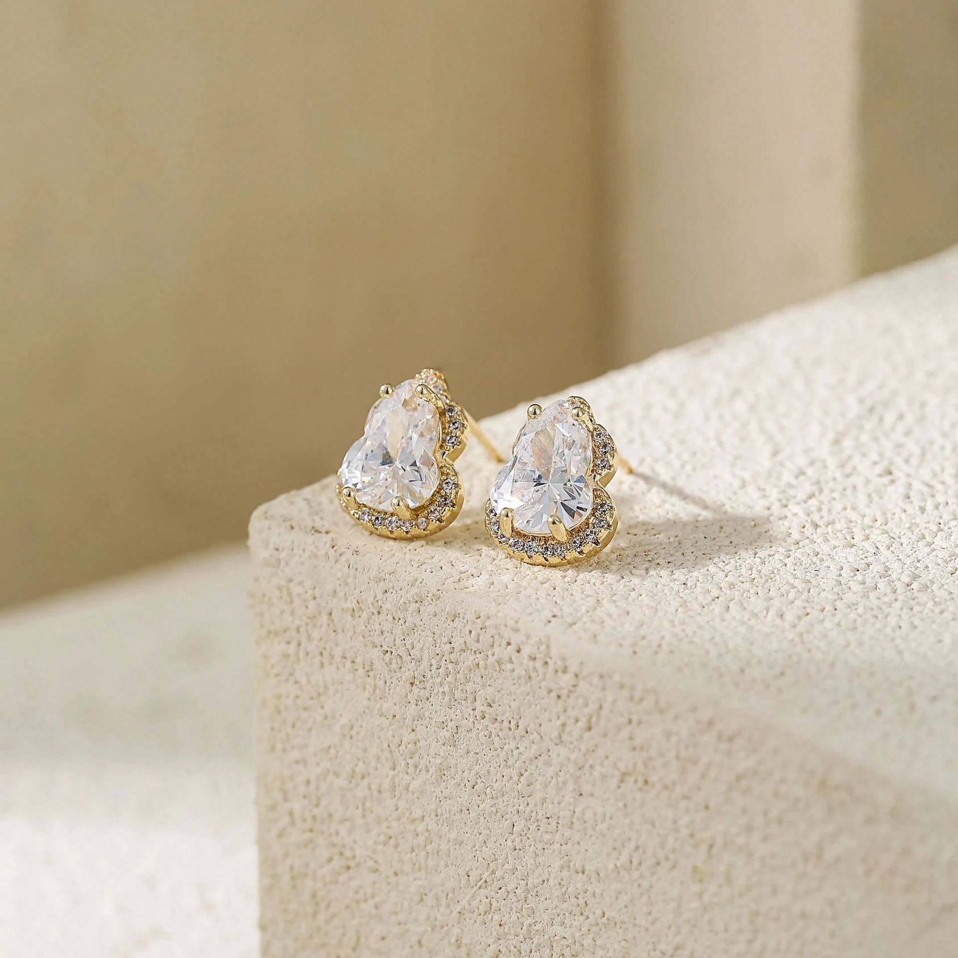 Wholesale Zircon gourd earrings light luxury high-end earrings