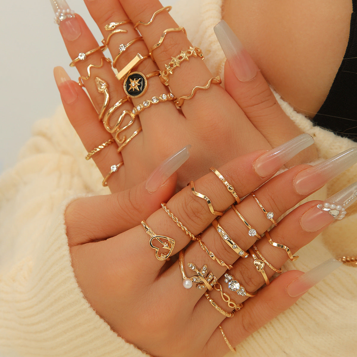 Wholesale Minimalist Korean Style Gold Ring Set 31 Piece Fashion Accessory Gift For Women Boutique Resale