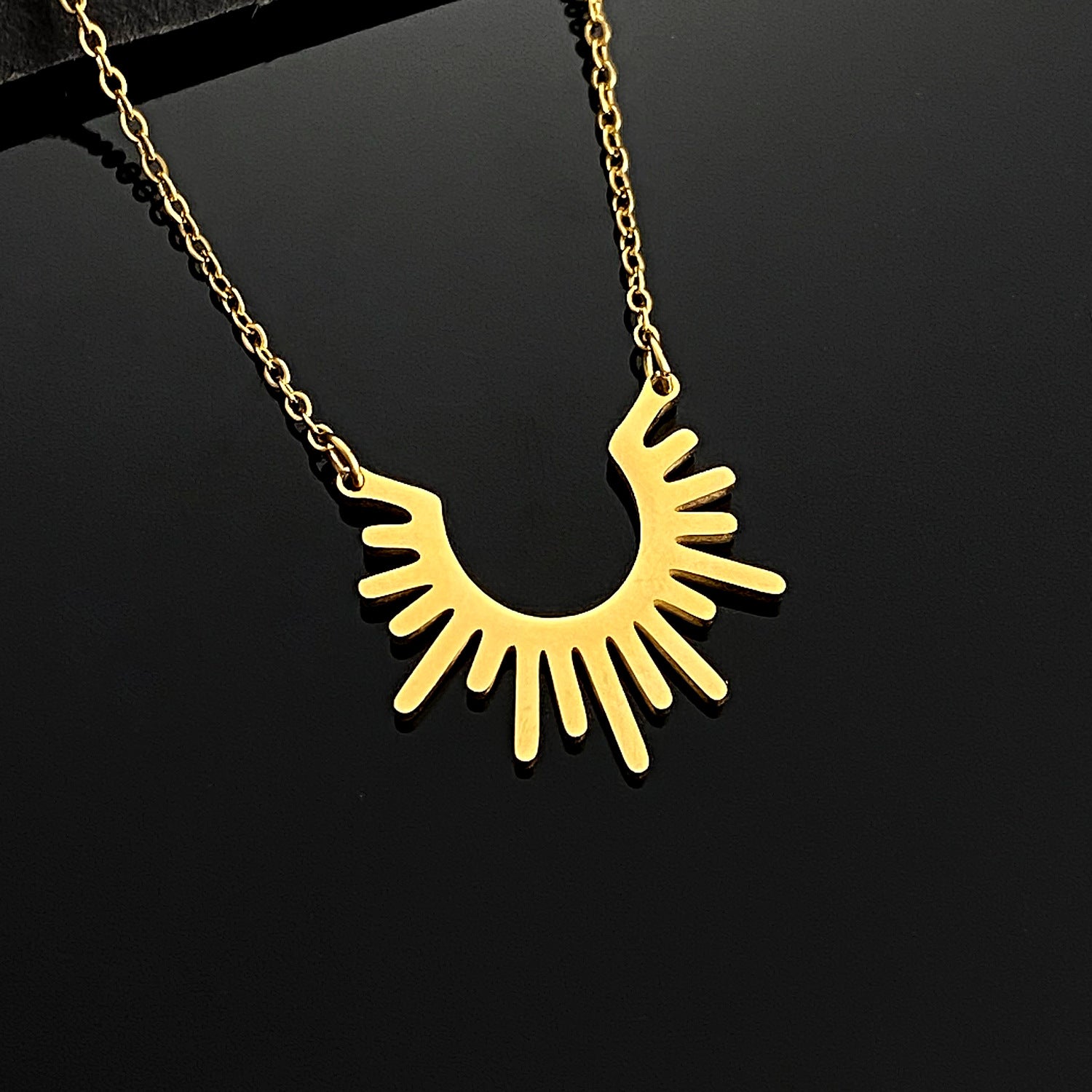 Wholesale  Sunflower Pendant Necklace