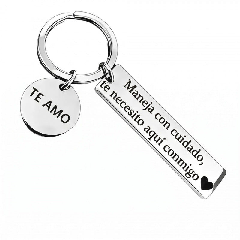 Wholesale Stainless Steel Engraved Motorcycle Keychain Couple Car Hanging Gift With Spanish Love Message