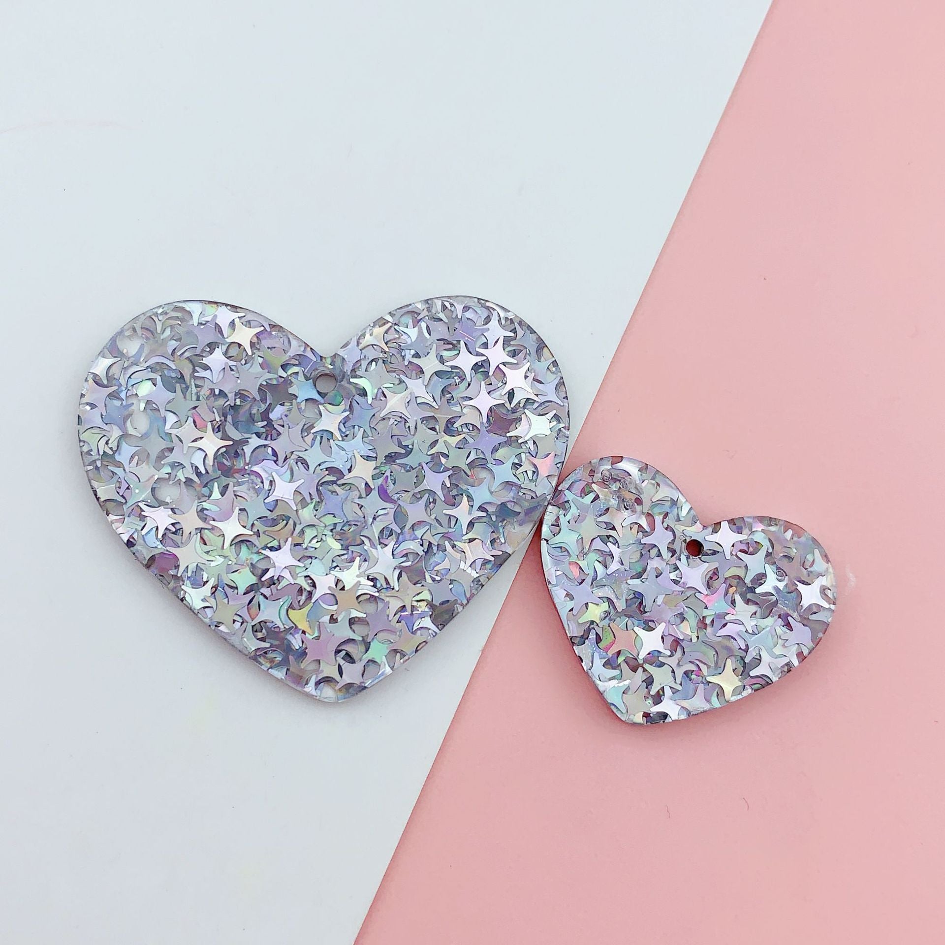 Wholesale 10pcs acrylic color sequins heart-shaped  Pendant