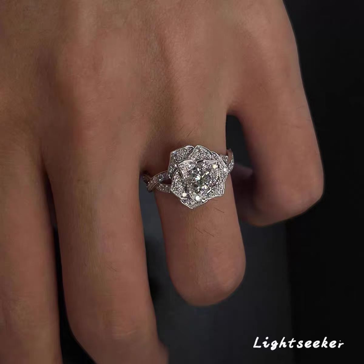 Wholesale French Vintage Ring Alloy with Zircon Jewelry Accessory