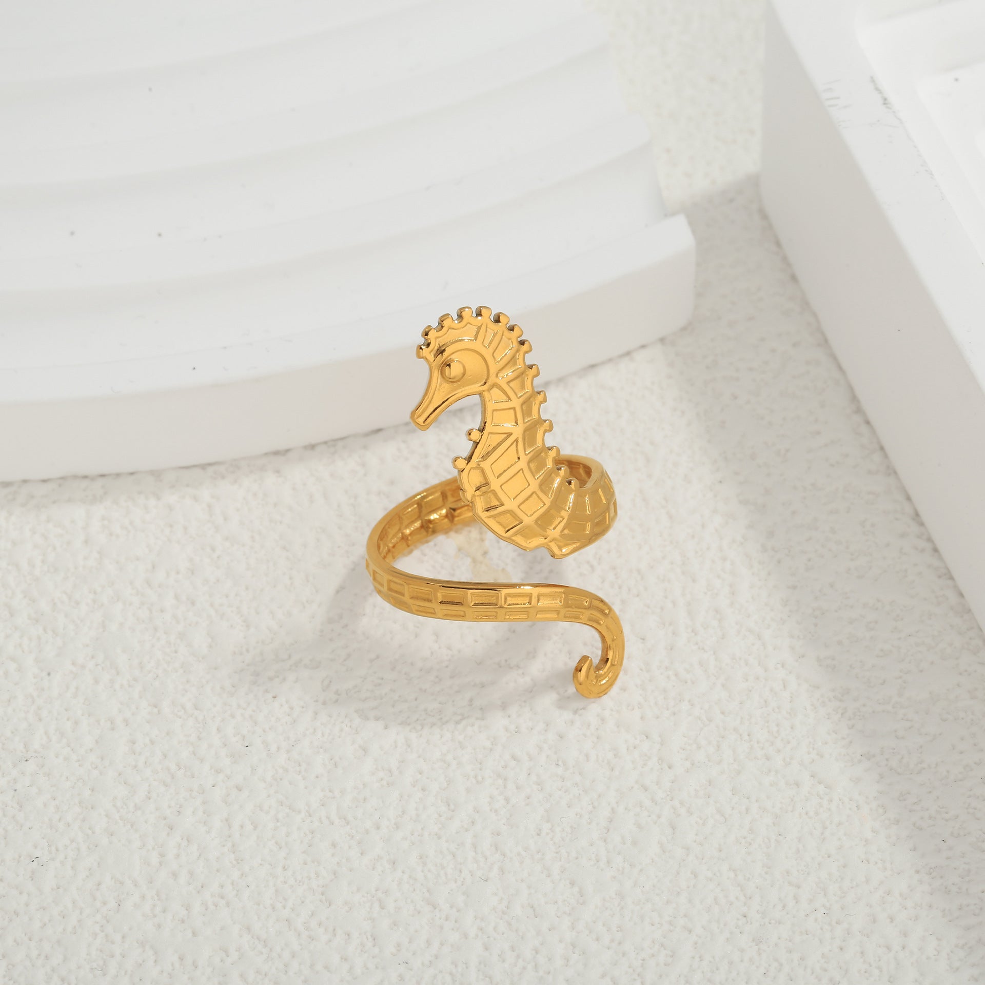 Wholesale seahorse simple Adjustable rings