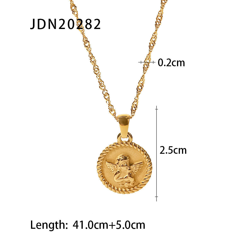 Wholesale Vintage Twist Chain  Stainless Steel Heart Shape Necklace