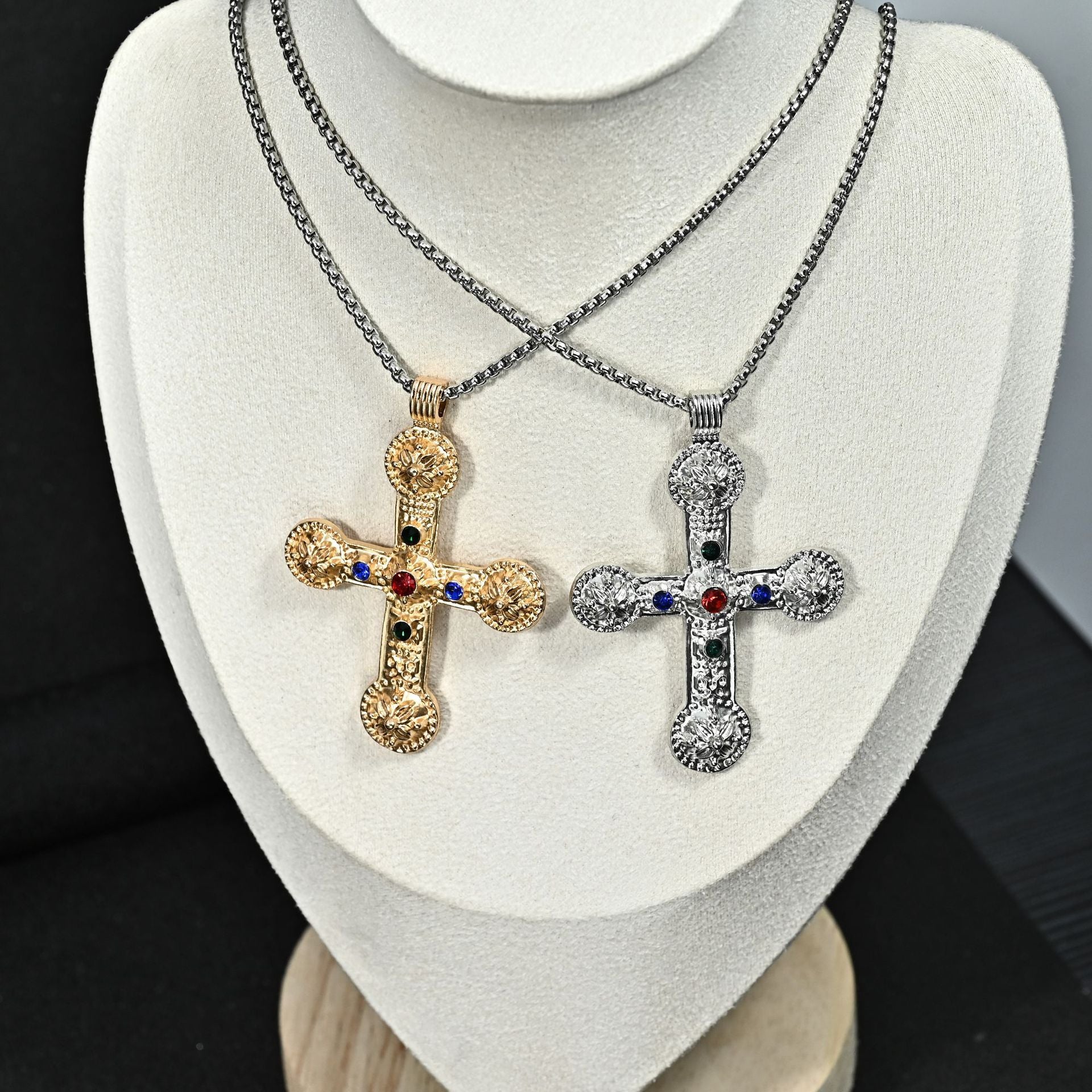 Wholesale Punk Style Diamond Cross Pendant Necklace Stainless Steel Chain Fashion Jewelry Accessory Boutique Gift