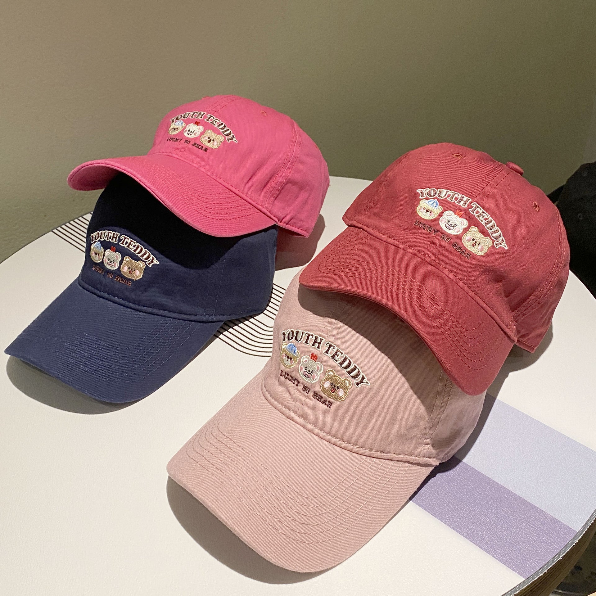 Wholesale Lettering embroidered baseball cap