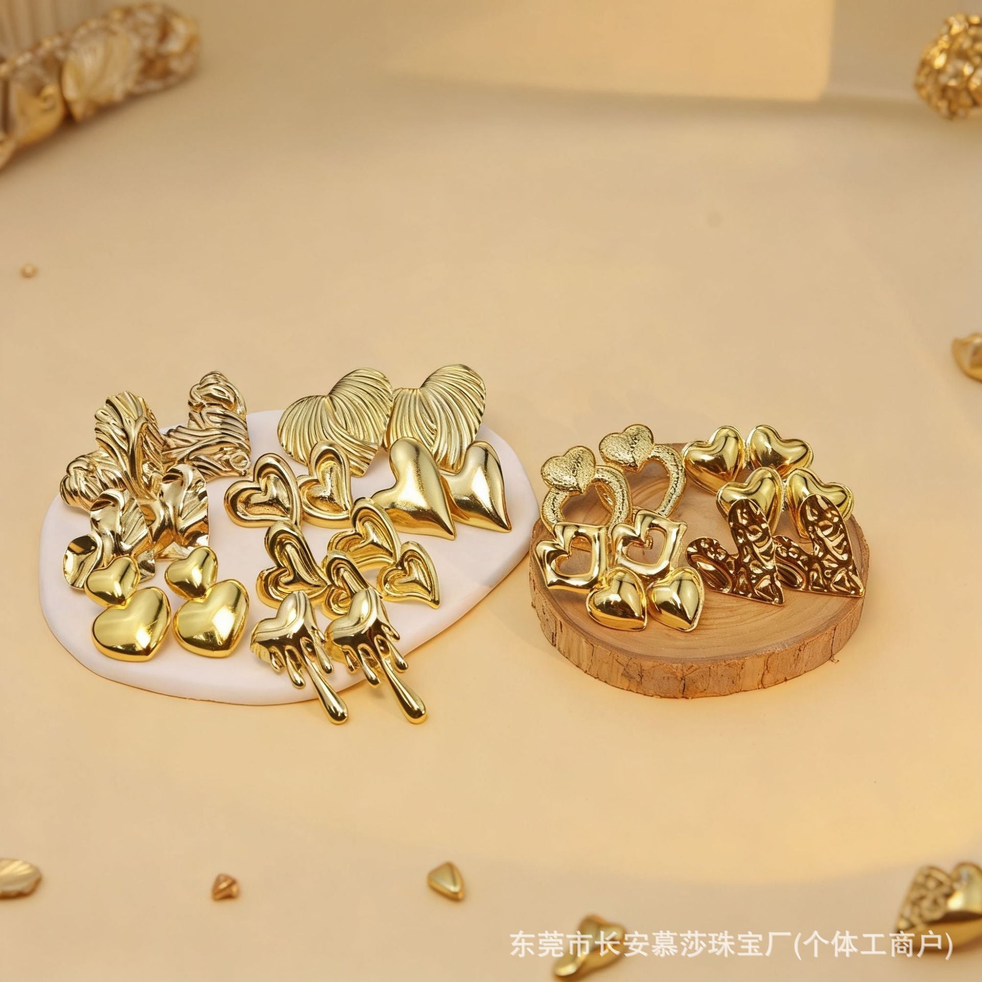 Wholesale Modern Heart Shape Stainless Steel Earrings Trendy Golden Electroplated Earrings for Women Party Wear Jewelry Accessory