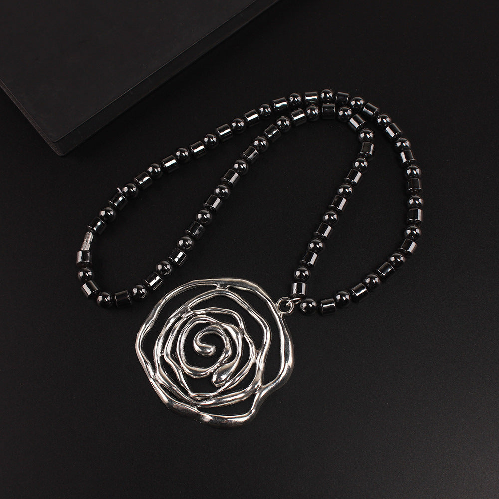 Wholesale Black Gallstone Red Iron Mineral Alloy Ancient Silver Pendant  Necklace