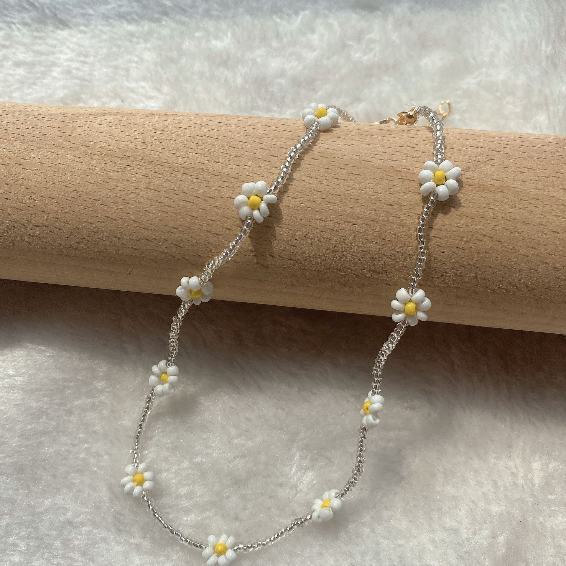 Wholesale  small Daisy crystal flower necklace