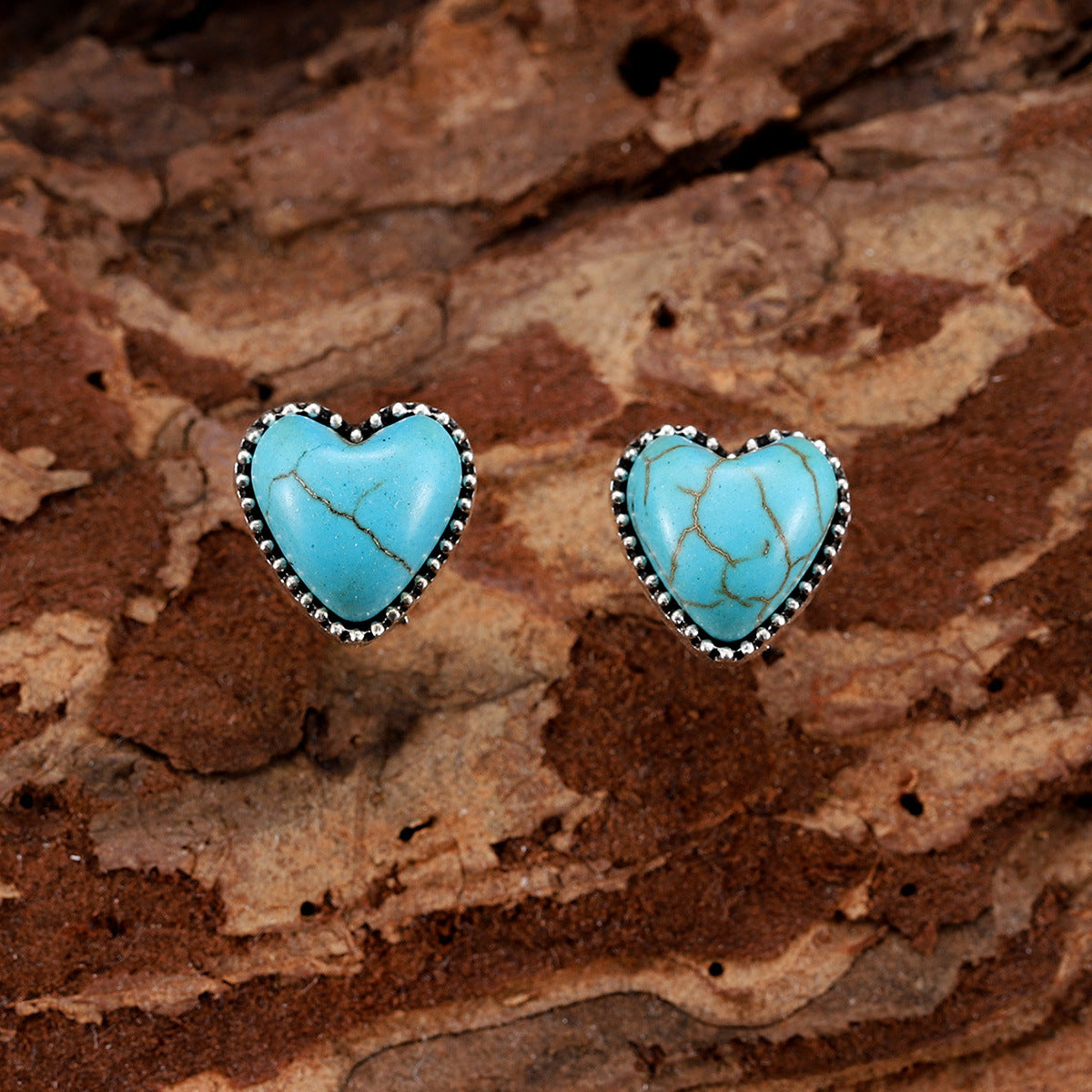 Wholesale Heart-shaped turquoise stud earrings