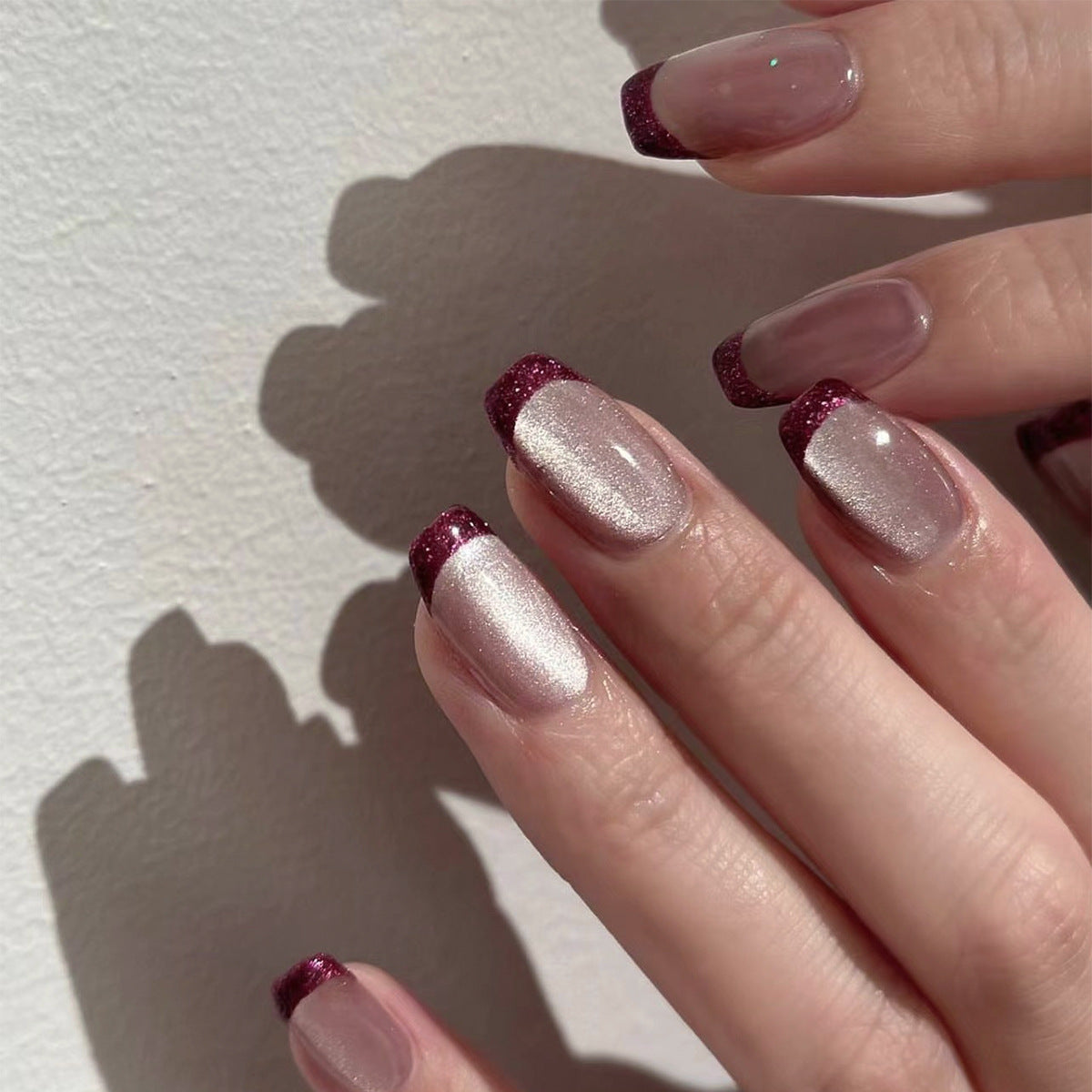 Wholesale 24 Pieces/box Red Nude Cat Eye Press-on Nails Kits Nail Stickers ACC-NS-LeFan162