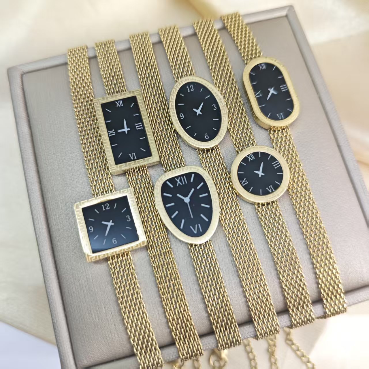 Wholesale Floral Design Hollow Mesh Watch Bracelet in Titanium Steel for Women Everyday Wear Fashion Accessory