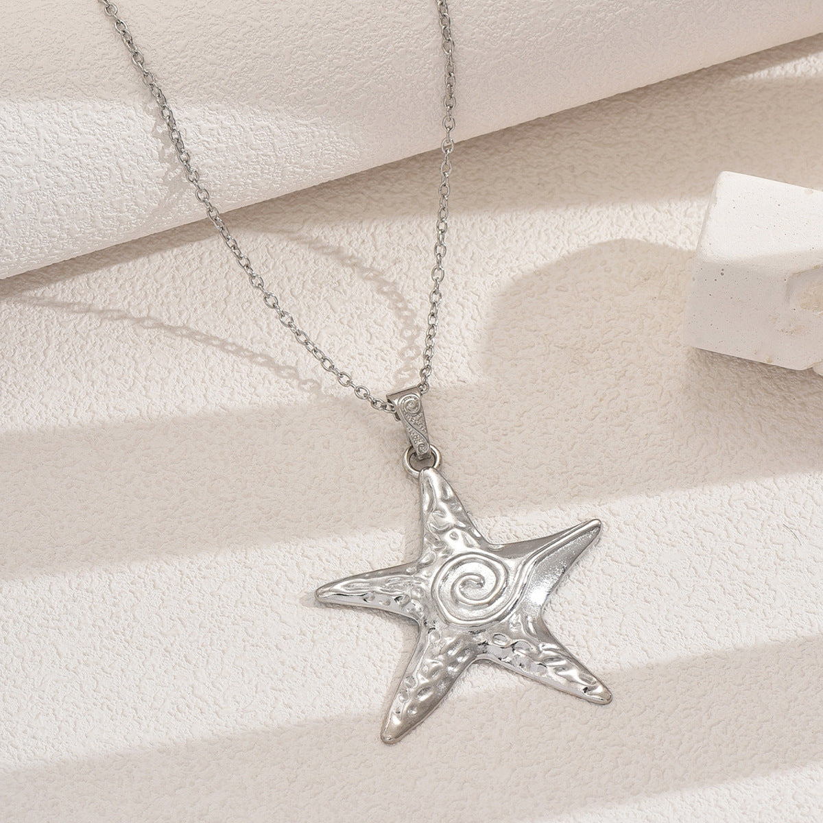Wholesale Summer Retro Ocean Starfish Necklace