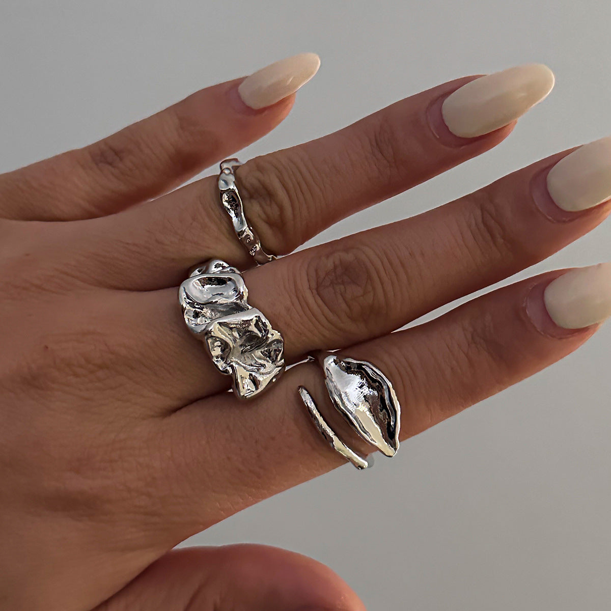 Wholesale Irregular liquid metal pleated glossy rings