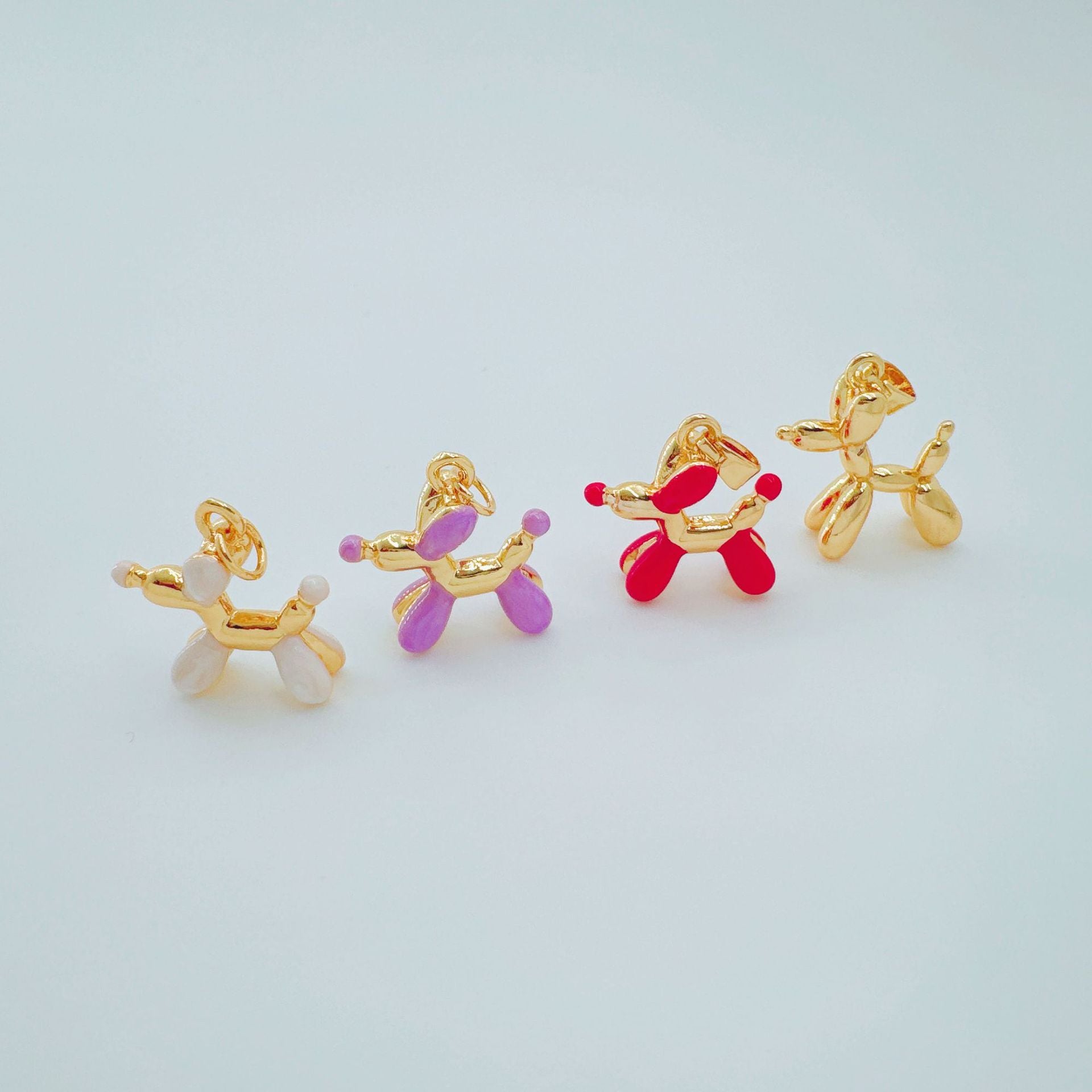 Wholesale Trendy Cute Dog Pendant Necklace Gold Plated Copper Fashion Accessory