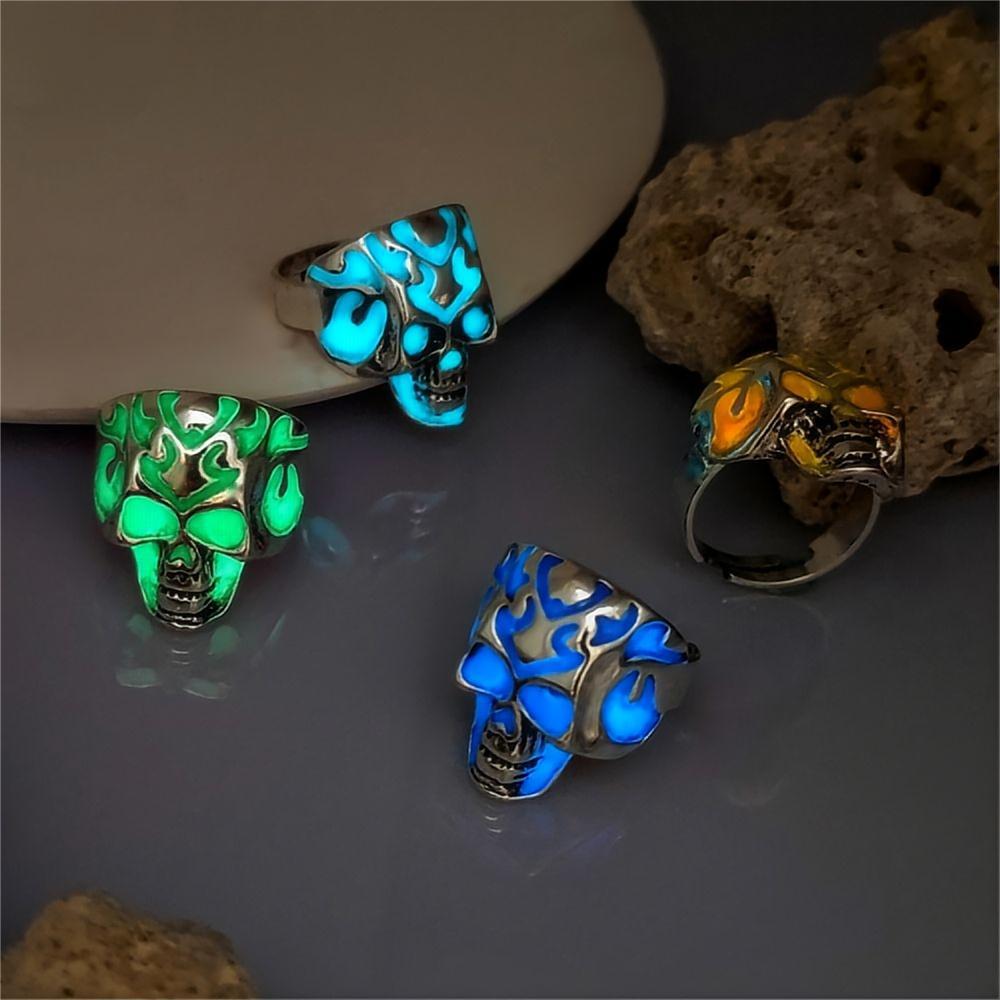 Wholesale  Retro Flame Pattern Skull Luminous Ring  Ring