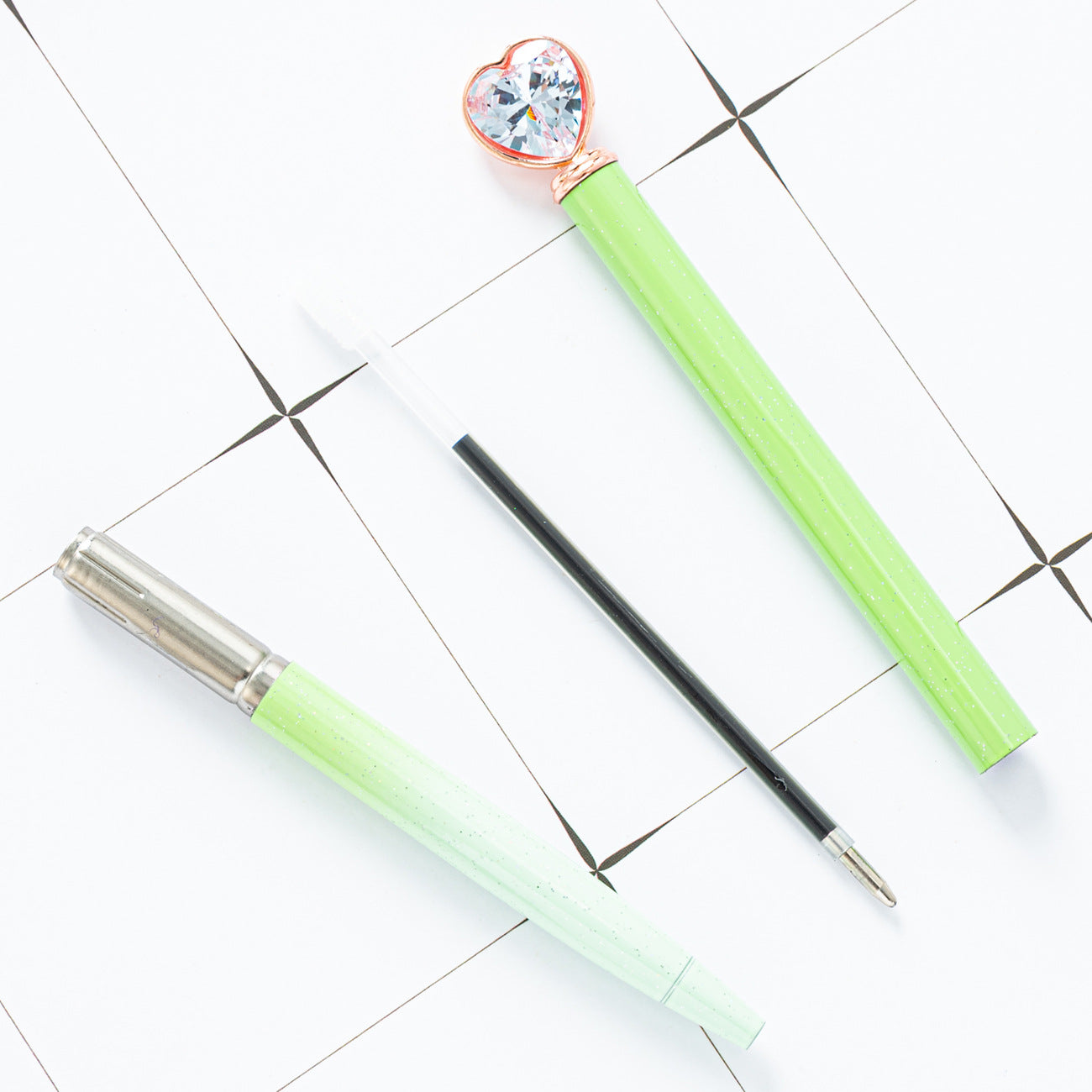 Wholesale Creative love Diamond ballpoint pen