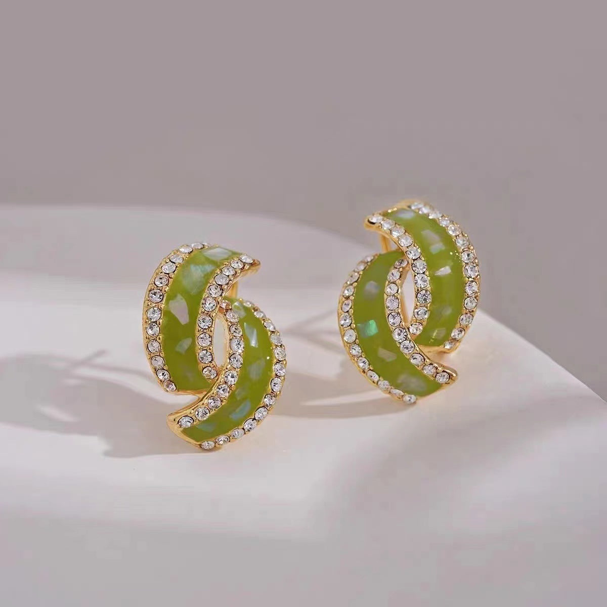 Wholesale Versatile Summer Fresh Green Floral Stud Earrings