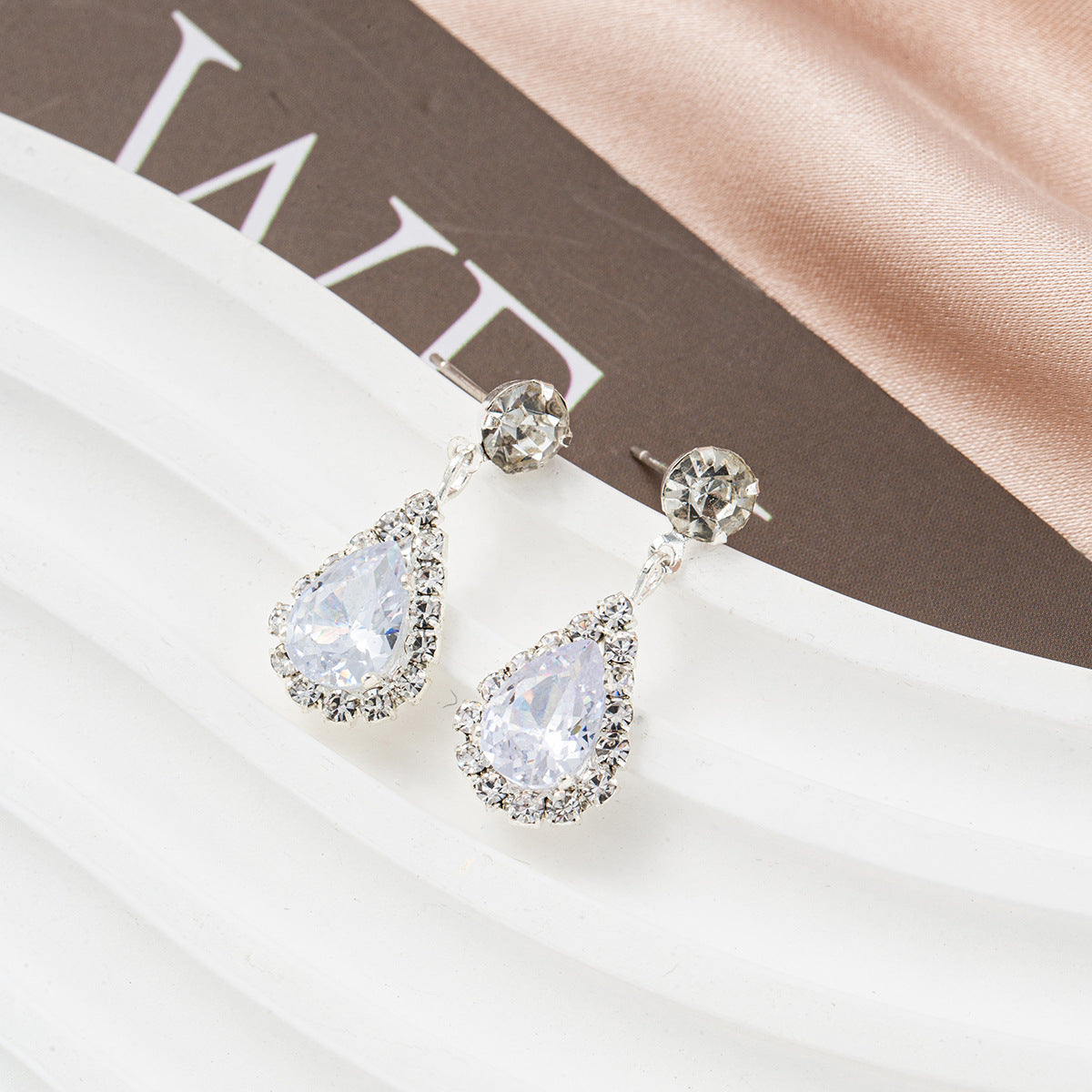 Wholesale Diamond Zircon Necklace Earring Set