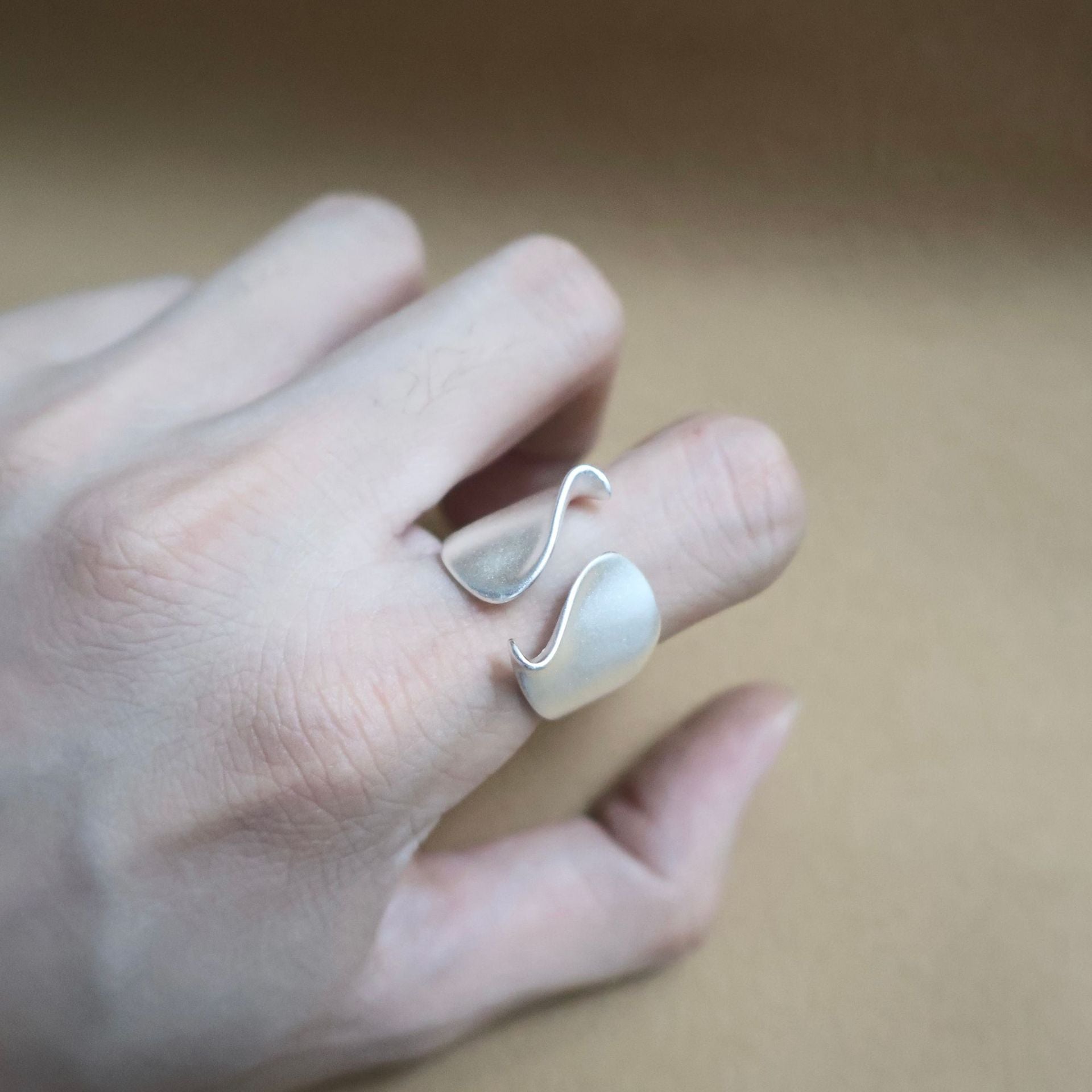 Wholesale  Exaggerated Alien Ring Women's Niche Fashion All-match  Adjustable Open Hollow Ring