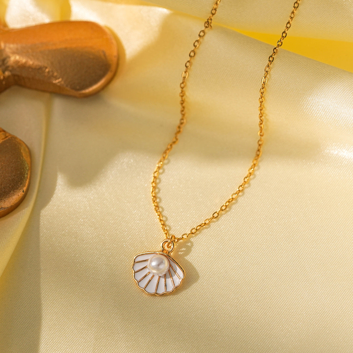 Wholesale Bohemia do not fade titanium steel  pearl pendant necklace