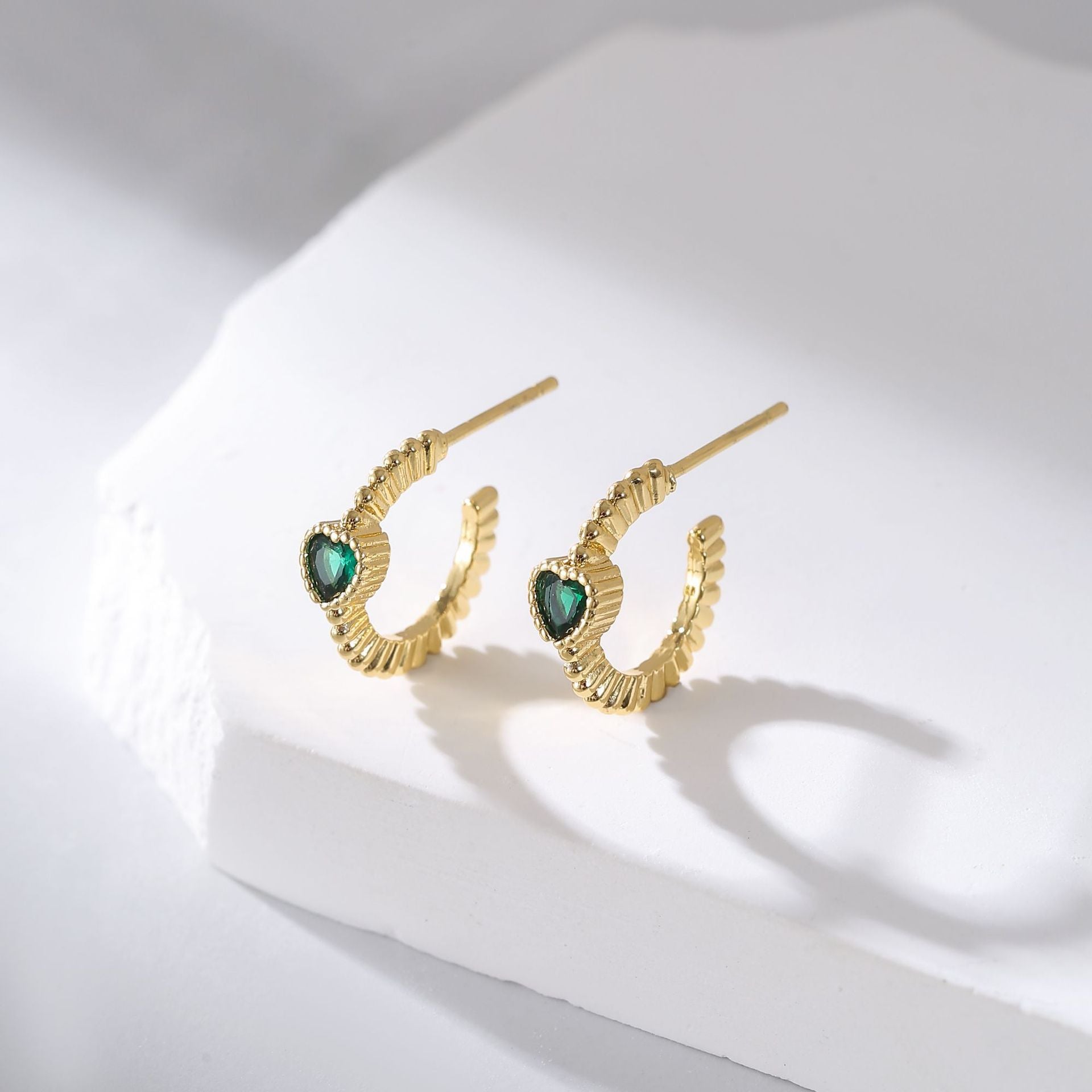 Wholesale copper plated gold inlaid zircon love earrings