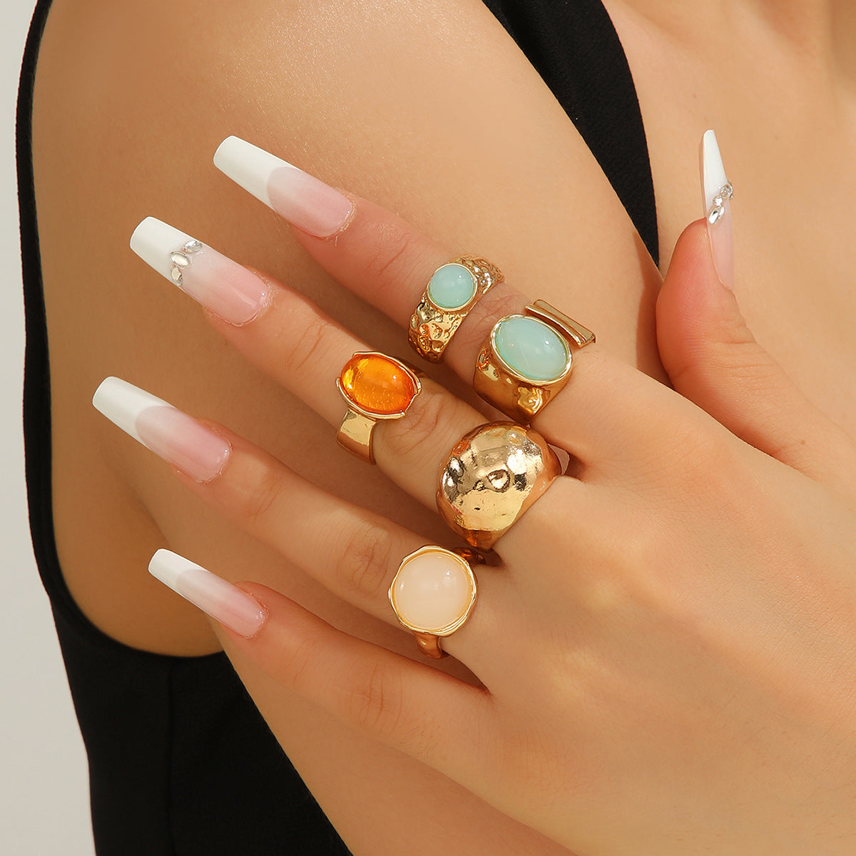 Wholesale Chic Zinc Alloy Ring Set Gold Tone Moonstone Style 5 Piece Fashion Accessory Boutique Resale