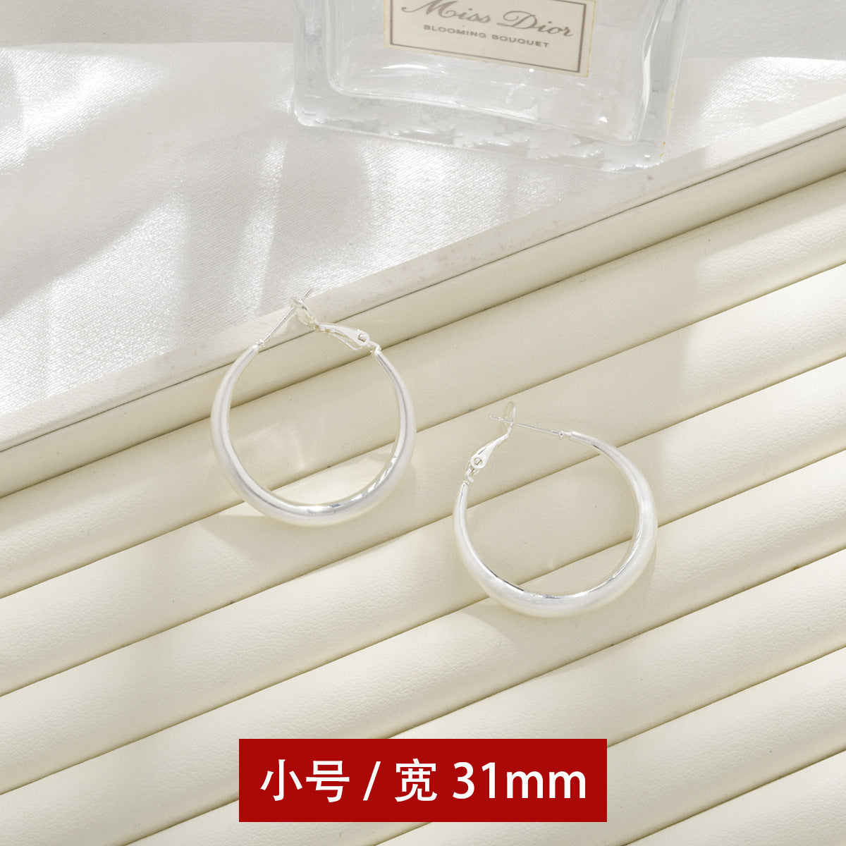 Wholesale  Exaggerated Hoop Earrings