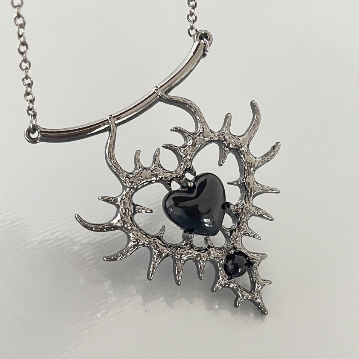Wholesale  punk Gothic dark wind n love diamond necklace Asian culture pendant