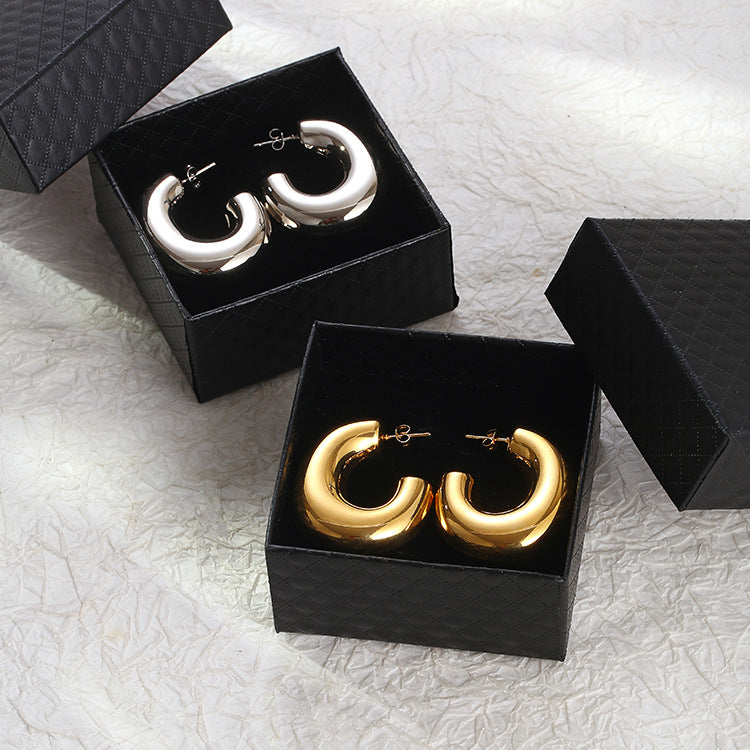Wholesale  stainless steel large G hollow earrings
