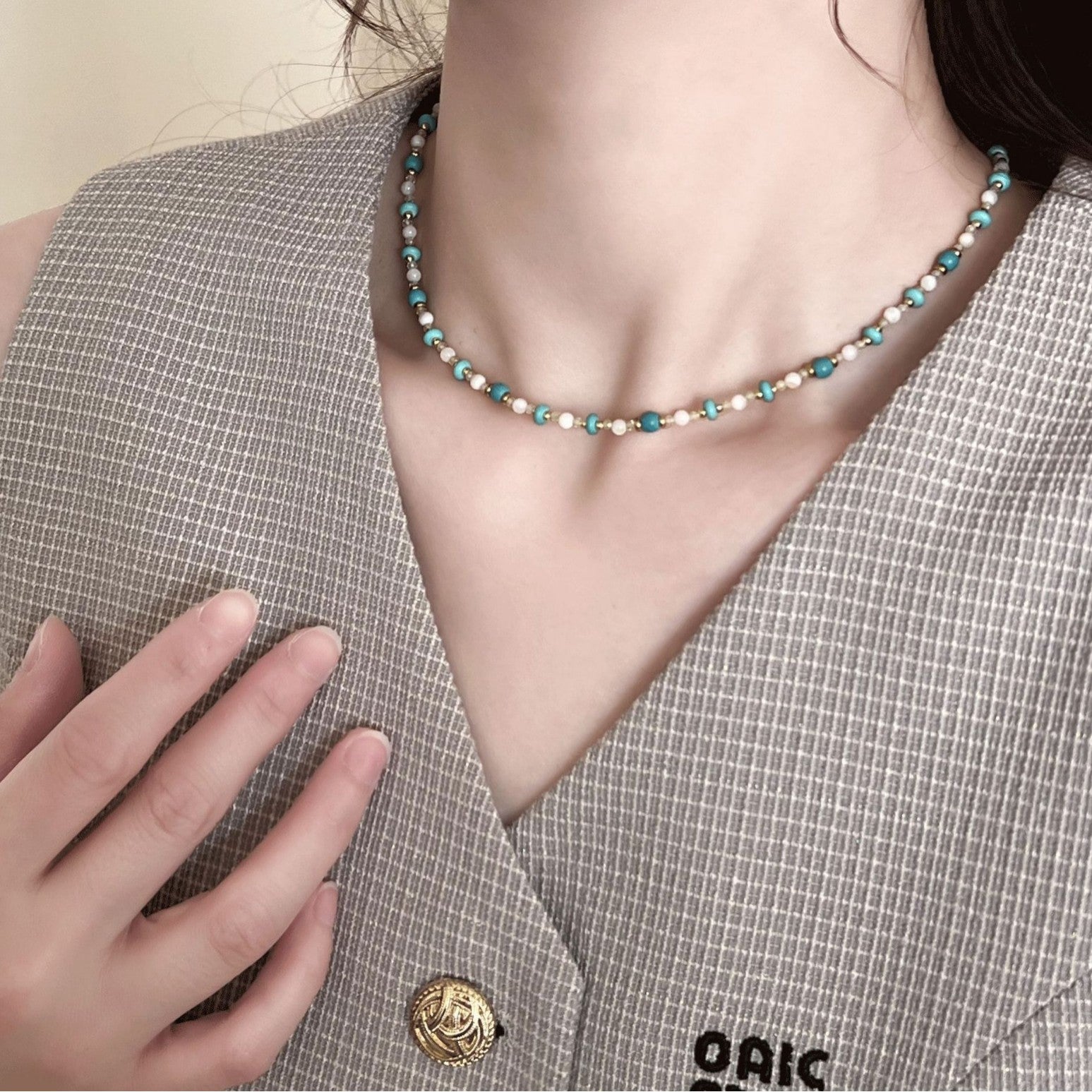 Wholesale Colorful Light Luxury Turquoise and Pearl Beaded Clavicle Necklace