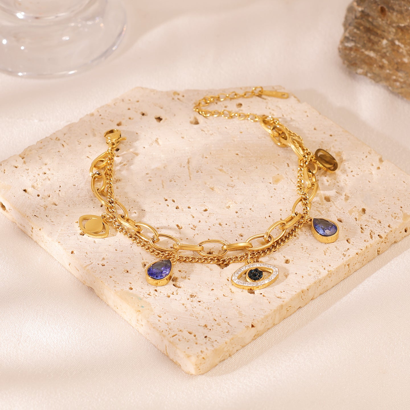 Wholesale Double-Layer Splicing Devil' s Eye Design Bracelet