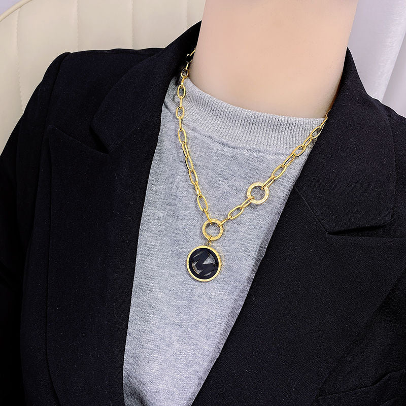 Wholesale  letter D titanium steel sweater chain light luxury long necklaces