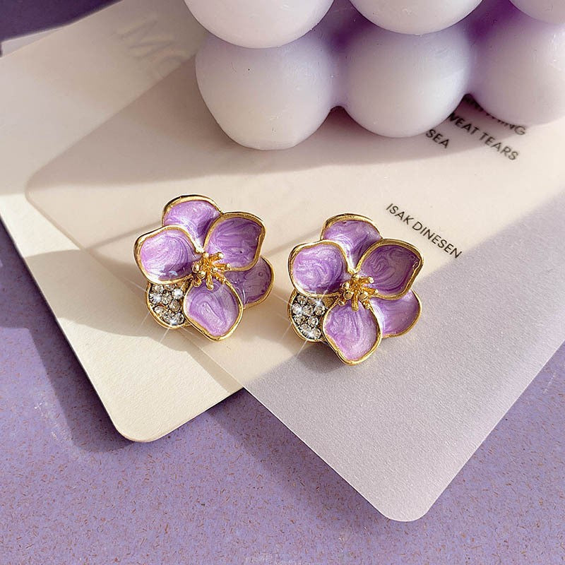 Wholesale White Petal Earrings Fashion Accessory Lily Design Boutique Resale Gift