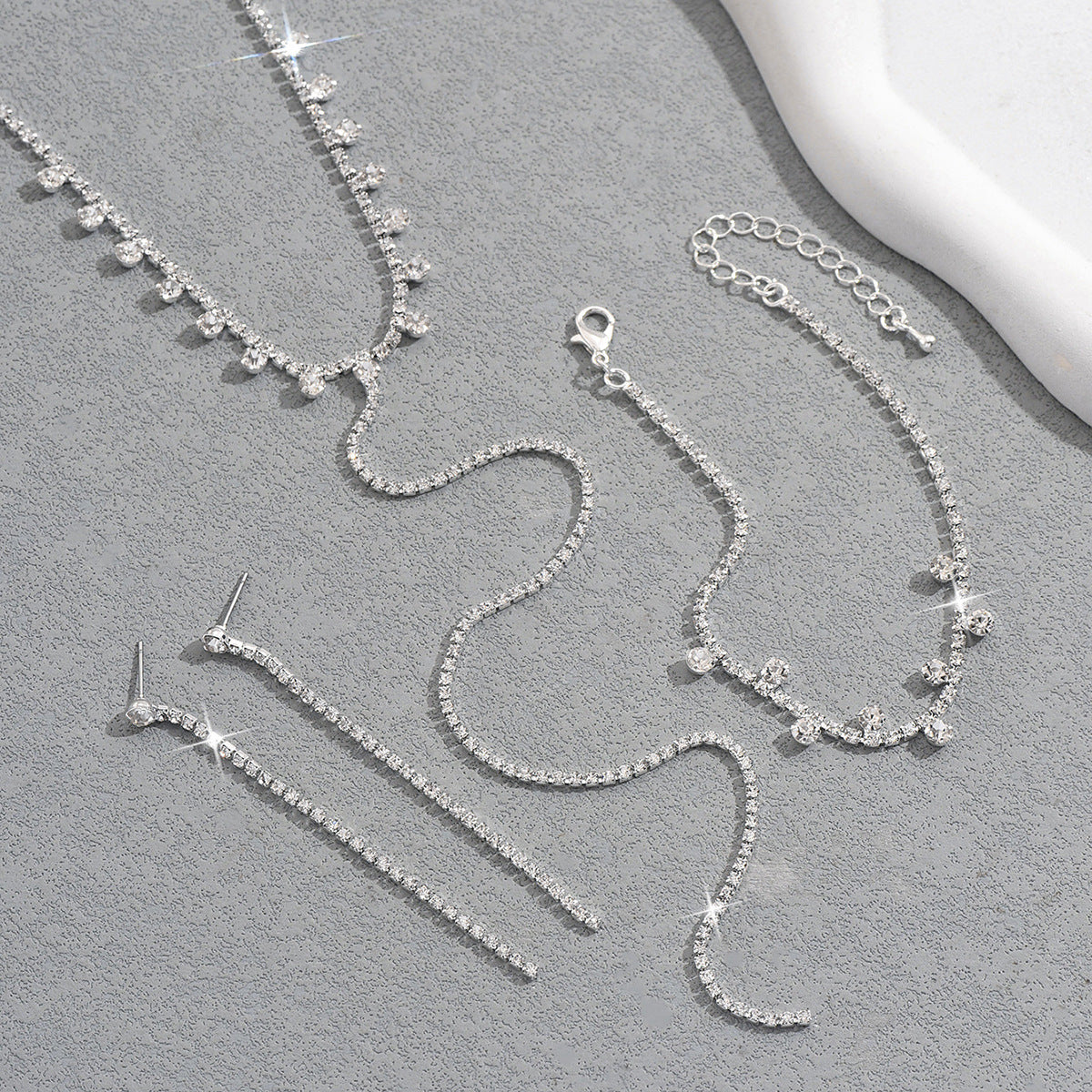 Wholesale  Long T-shaped Rhinestone Necklaces