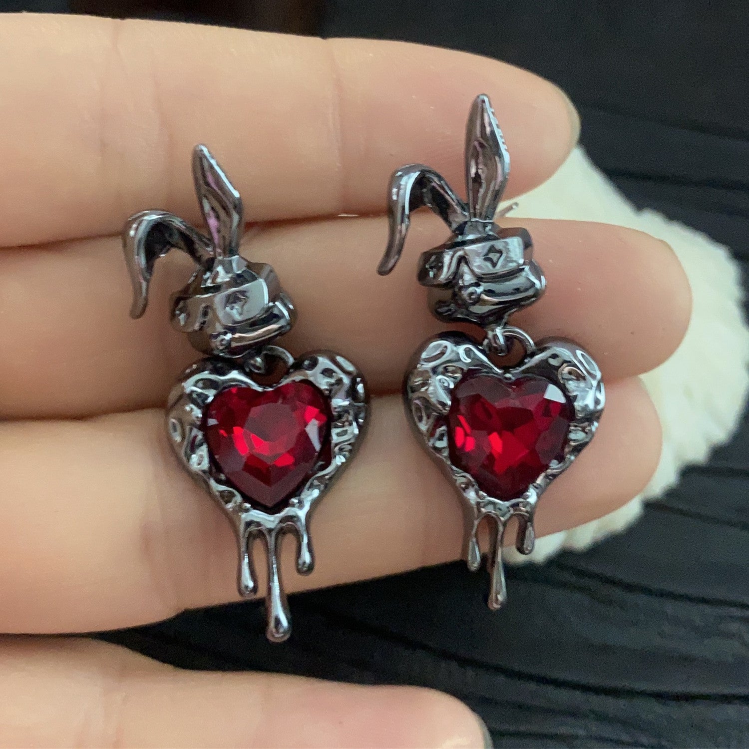 Wholesale  Rabbit Red Zirconium Love Earrings