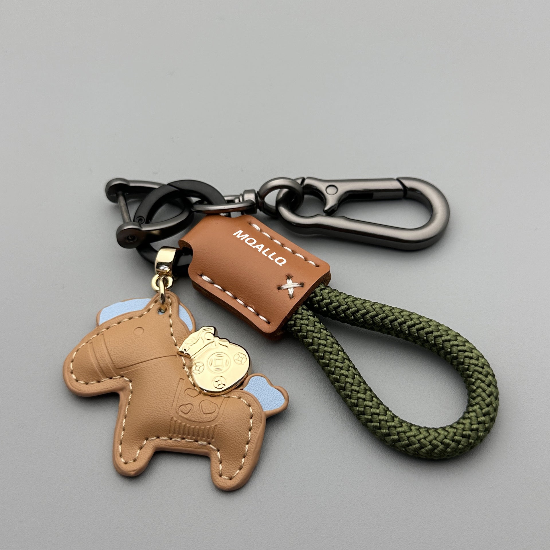Wholesale Modern Minimalist Keychain with Green Flocked Rope and Pony,  Car Key Accessory for Boutique Resale