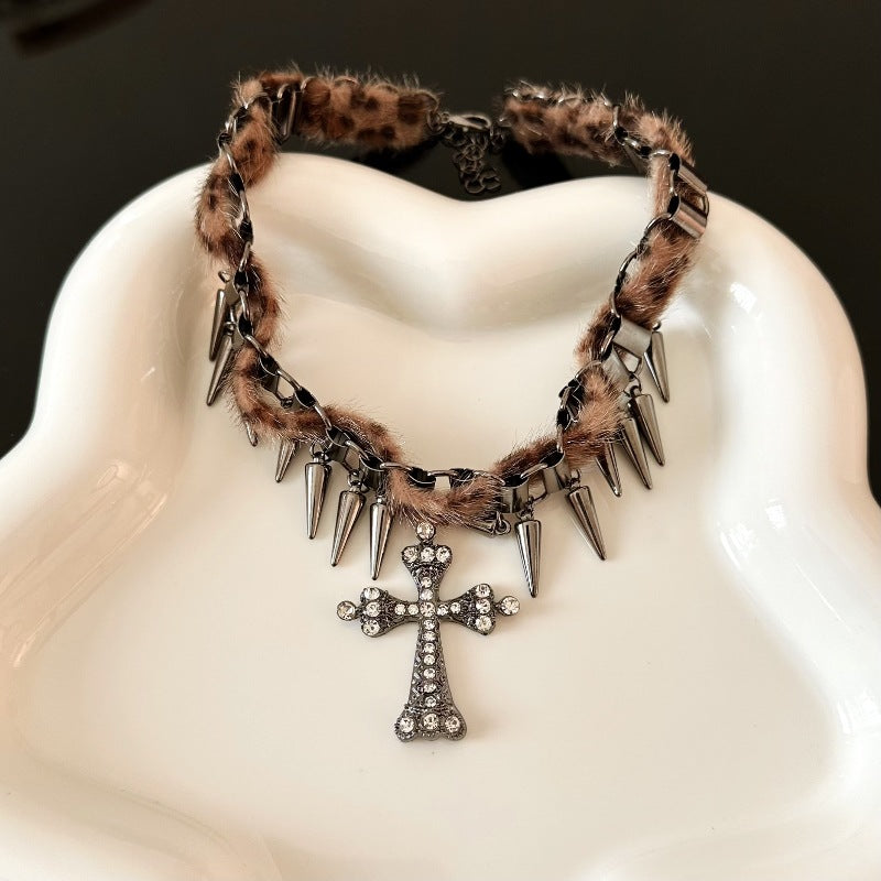 Wholesale  Leopard Print Rivet Cross Choker Necklace